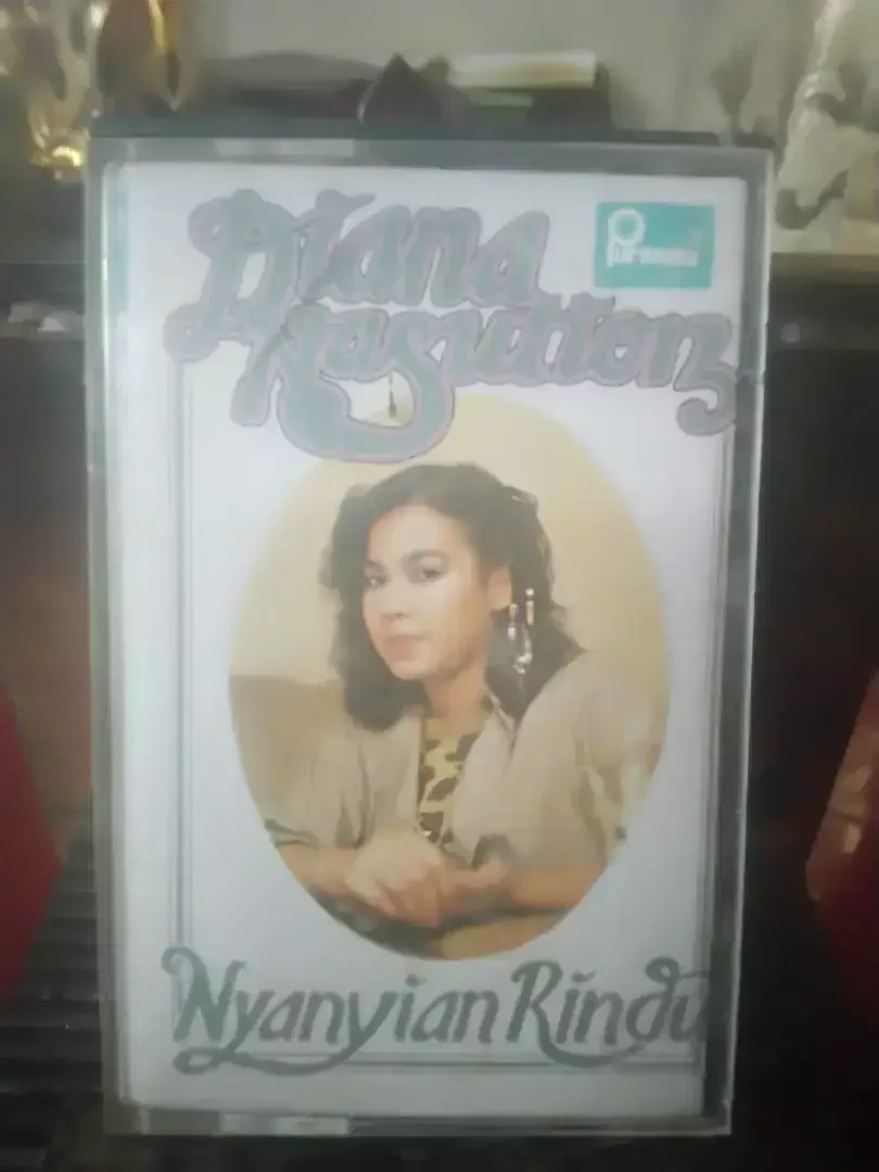 Kaset berumur 44 tahun - Image 1 of 2