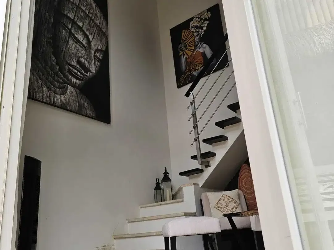 Villa Strategis Minimalis Banjar Semer Kerobokan Bali - Image 9 of 10