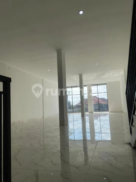 Ruko 3 Lantai Strategis Dijual Jl. Cargo Permai Pusat Industrial Bebas Banjir Siap Huni - Image 3 of 4