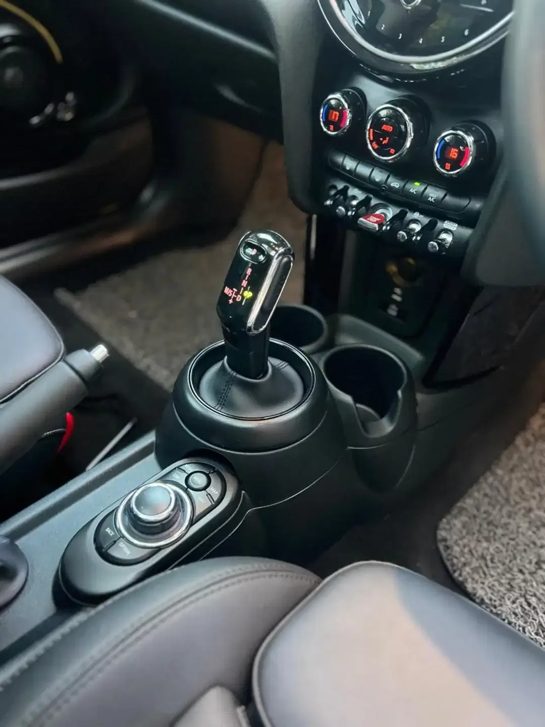 Mini Cooper S Low KM 6rb 2025 pmk - Image 10 of 10
