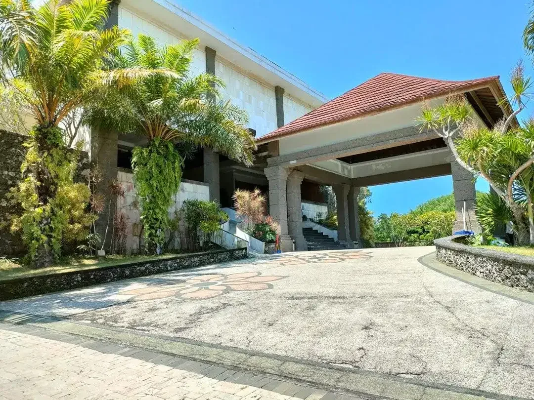 Dijual Hotel Bintang 3 di Sunset Road, Lokasi Strategis, Kuta Bali - Image 6 of 10