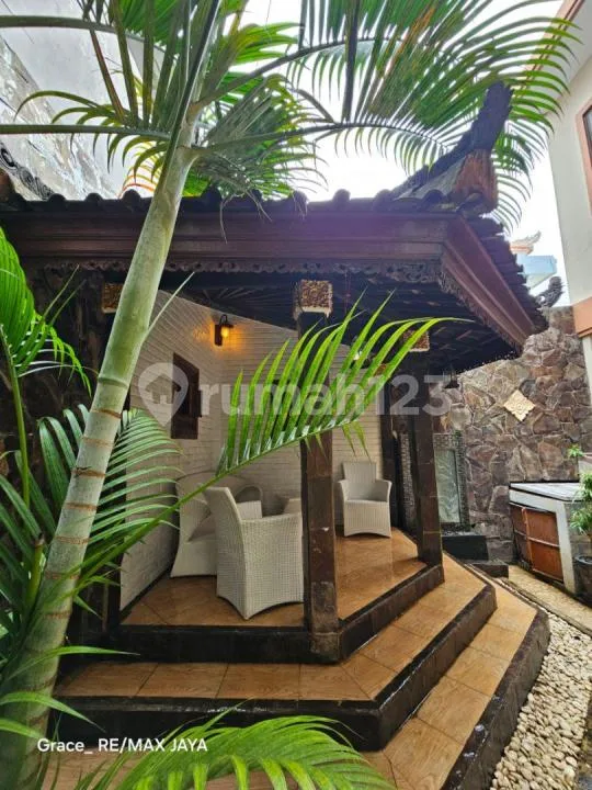 Rumah Furnished 4 Kamar Siap Huni di Area Pemogan Denpasar - Image 1 of 4