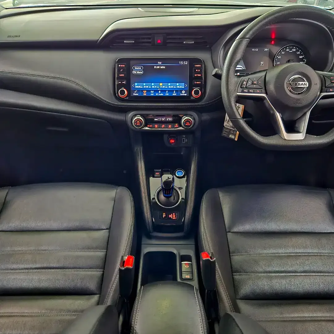 [2021] DP 0 Rp! Nissan Kicks e-Power Hybrid EV 1.2 at 2020 asliDK 2022 - Image 8 of 10