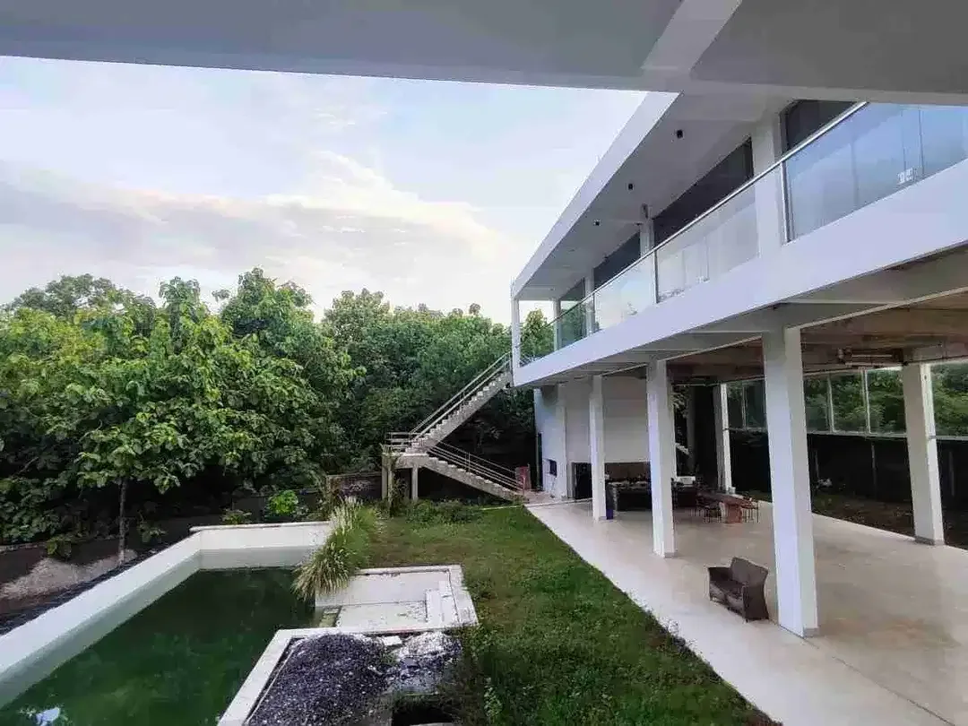 DIJUAL VILLA DI UNGASAN KUTA SELATAN BALI, DIJUAL VILLA DI KUTA BADUNG BALI - Image 3 of 10