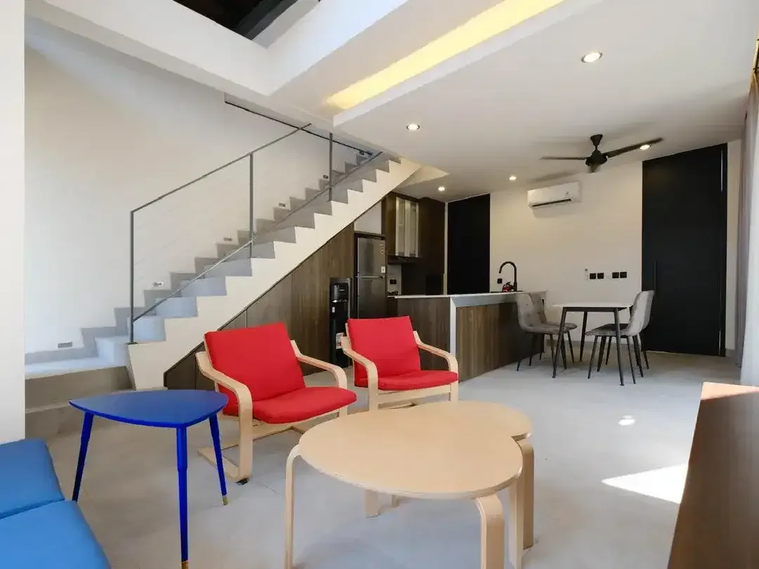Freehold Villa Modern Tropis dengan Desain Japandi yang Timeless di Kawasan Premium Kerobokan - Image 3 of 10