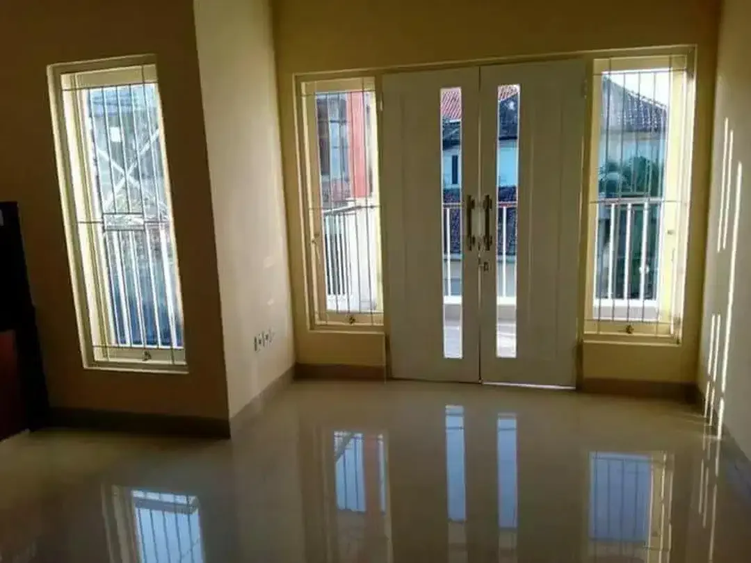 FOR SALE 2-Story House PREMIUM location on Jl. Jayagiri, Denpasar. - Image 6 of 8