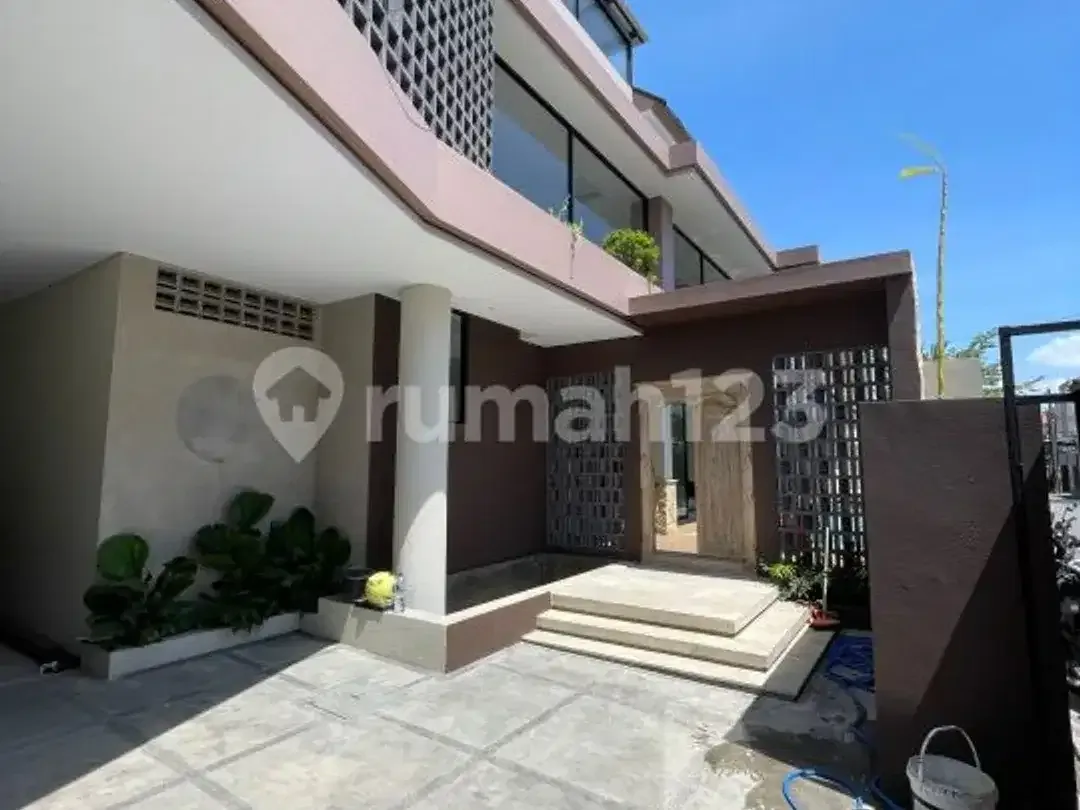 Luxury Modern Home With Rooftop & Pool In South Denpasar - Image 3 of 5
