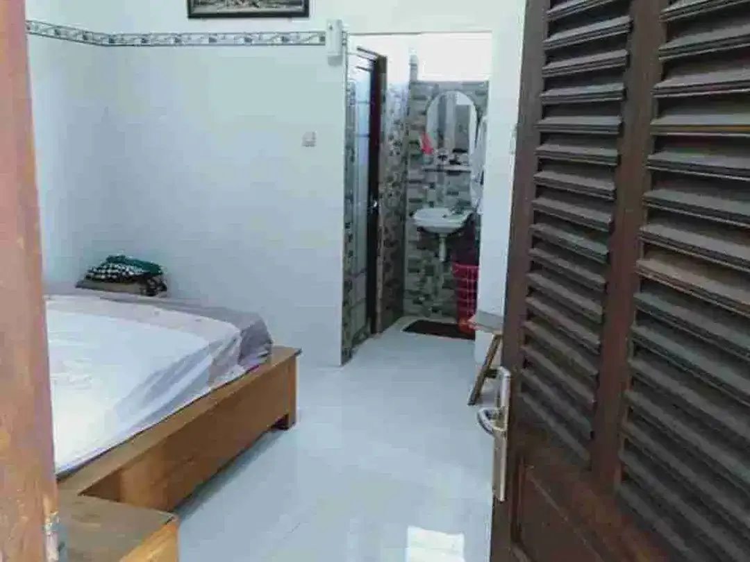 Rumah Keluarga Ideal 2 Lantai di Kesiman Denpasar - Image 7 of 10