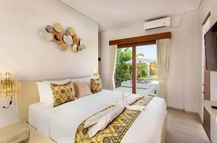 FOR SALE BRAND NEW LUXURY VILLAS 4 BED SEMINYAK - Image 9 of 10