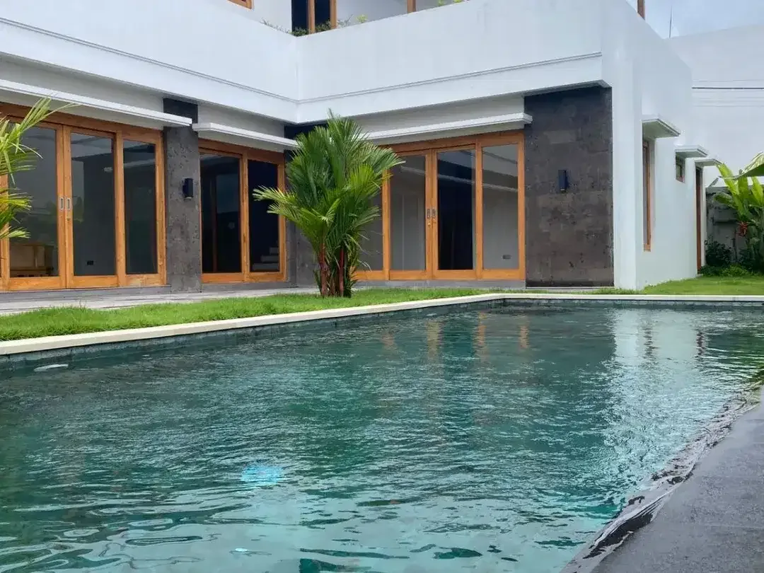 VILLA MEWAH FULL OCEAN VIEW DIJUAL DI PECATU BALI - VSKT - Image 1 of 10