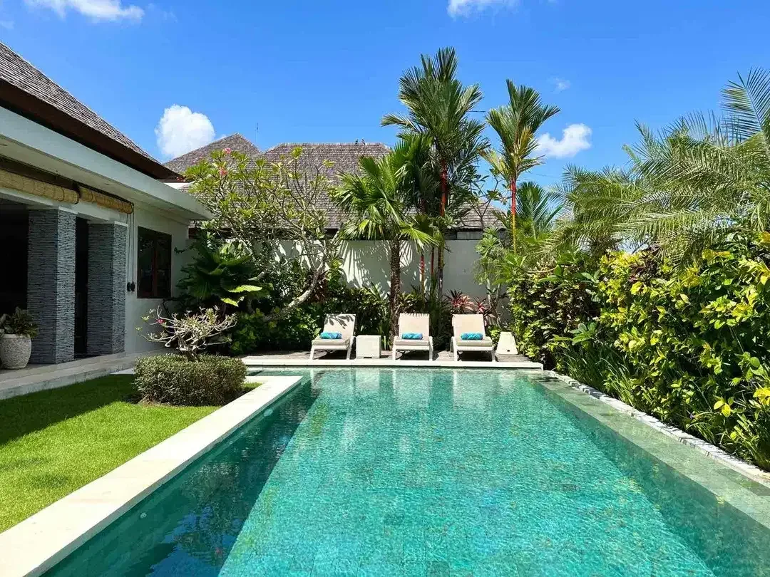For sale villa
Located at Batu bolong - Image 2 of 10