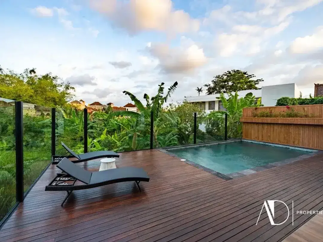 LEASEHOLD | MODERN 3-BEDROOM VILLA WITH RICE FIELD VIEWS - BABAKAN, CANGGU - Image 7 of 10