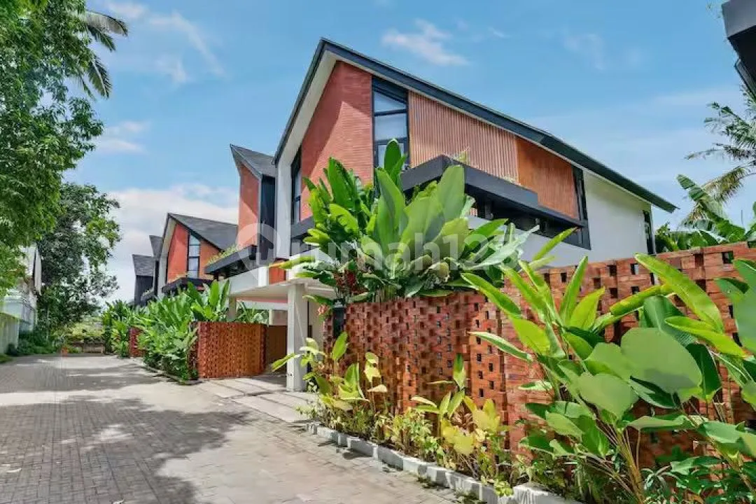 Freehold - Modern 2-Bedroom Villa With Private Pool - Only 10 Minutes To Central Ubud, Bali - Image 1 of 4
