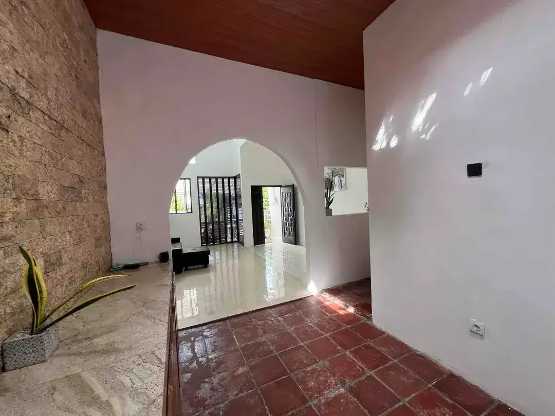 Rumah dalam complex one Gate system di Area Taman Giri Nusa Dua - Image 4 of 10