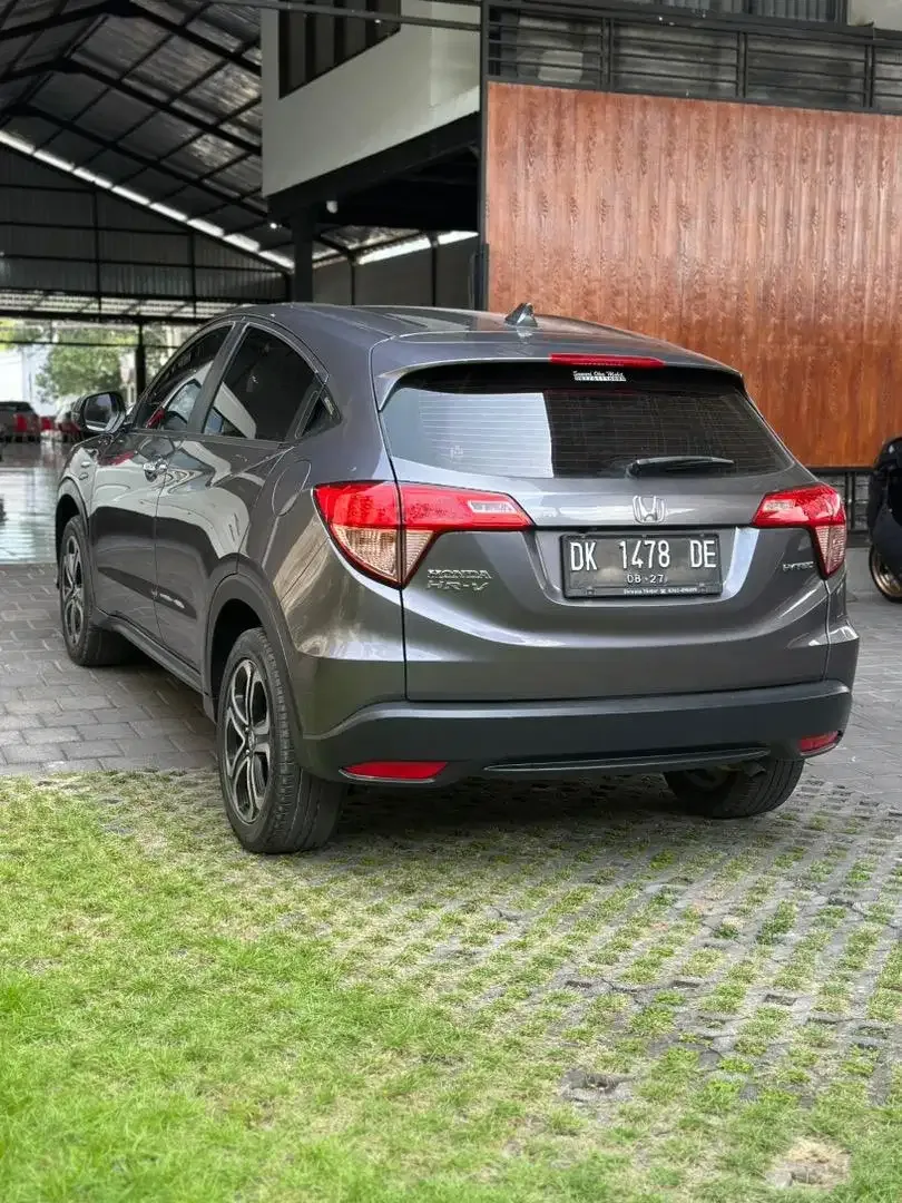 HRV E 2017 MATIC ASLI BALI ISTIMEWA LOW KM - Image 4 of 10