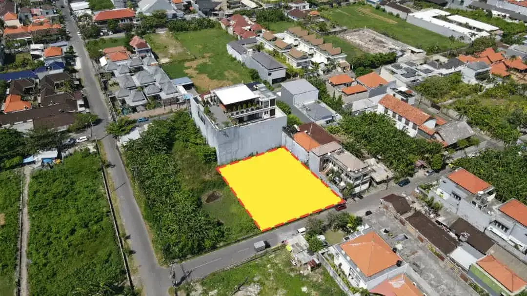 DIJUAL TANAH SUPER STRATEGIS SEMINYAK JLN DEWI SRI  LINGKUNGAN VILLA - Image 7 of 10