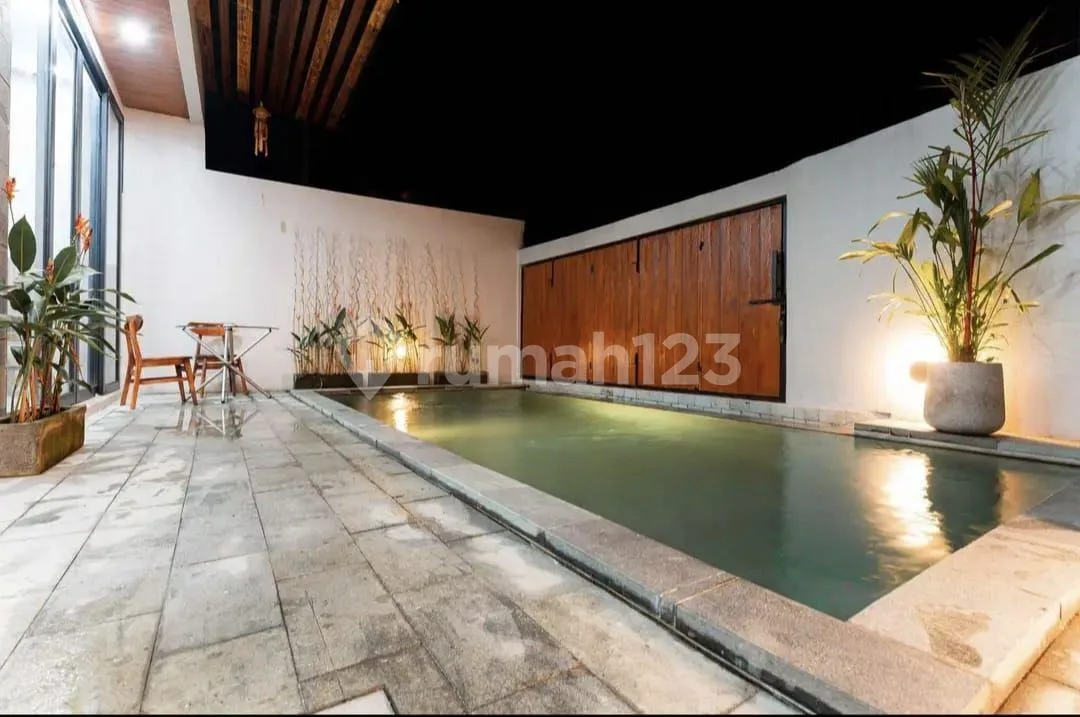 Villa Jual Lokasi Singapadu - Image 1 of 4