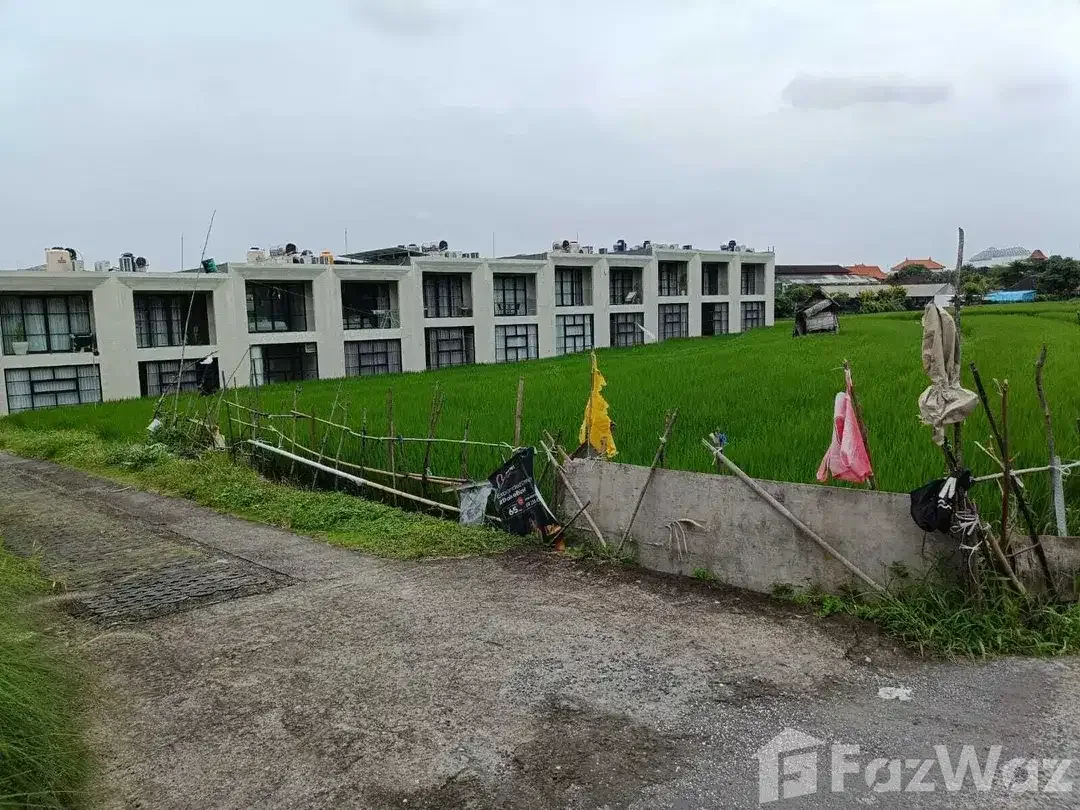 Land for sale in Kerobokan, Bali - Image 2 of 4