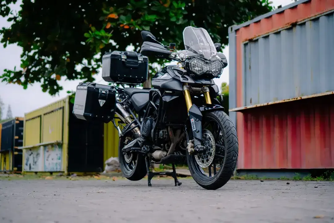 Triumph Tiger 800 2014 Black FULL OHLINS, for touring - Image 1 of 10