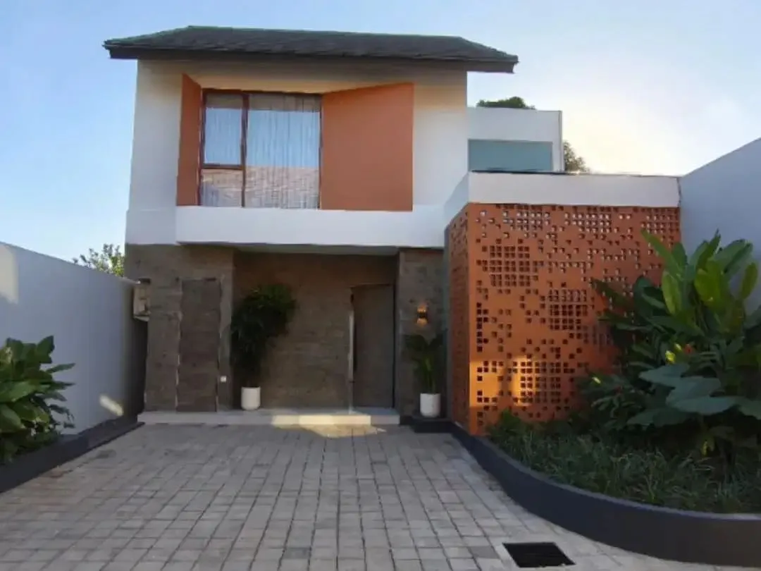 ROYAL VILLAS BALI SANUR KAWASAN ELITE STRATEGIS RENON DENPASAR BALI - Image 5 of 10