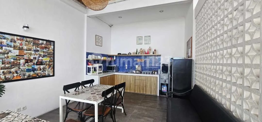OVERLEASE 15 YEARS APARTMENTS AND DORMITORY IN CENTRE AREA OF BERAWA CANGGU BALI - Image 2 of 4