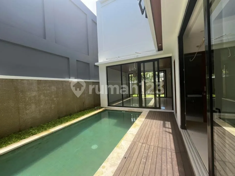 Villa Baru Dalam Cluster Modern di Jimbaran Bali - Image 2 of 4