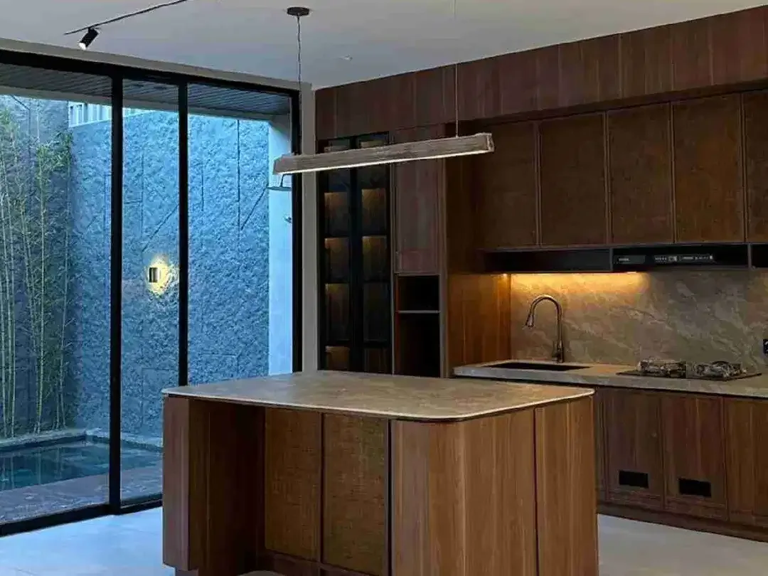Rumah Mewah lt3 di Gatsu Barat Denpasar - Image 2 of 10