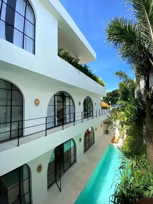 MEDITERRANEAN LUXURY VILLA AT UMALAS - Image 2 of 10