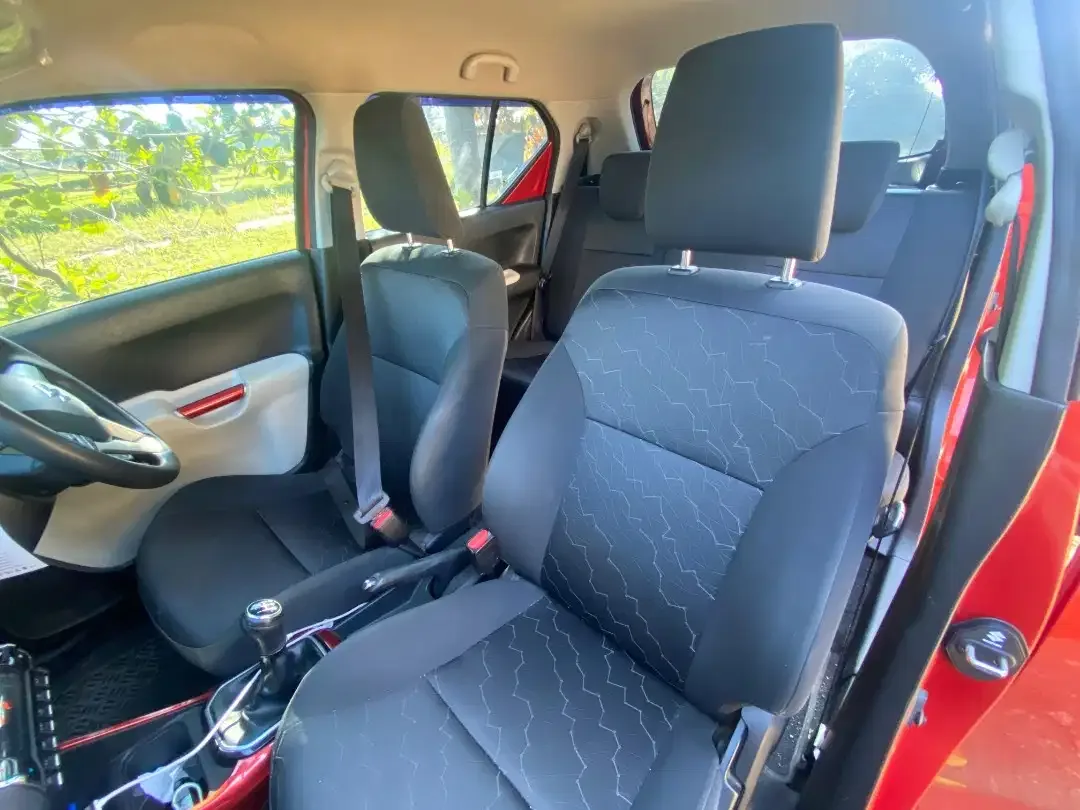 Suzuki Ignis GX MT (2018) - Image 9 of 10