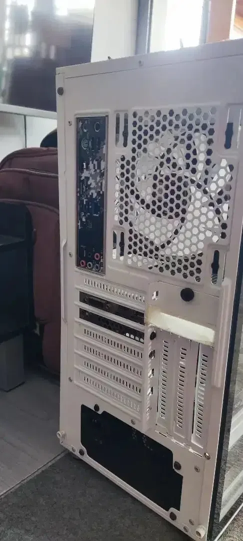 PC Gaming & Editing i5 10400F | RTX 2060 Super 8GB | 16GB | NVMe 512GB - Image 3 of 10
