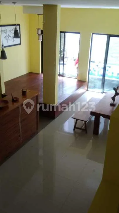 Rumah Area Seminyak, Kuta Badung Dkt Sunset Road - Image 1 of 4