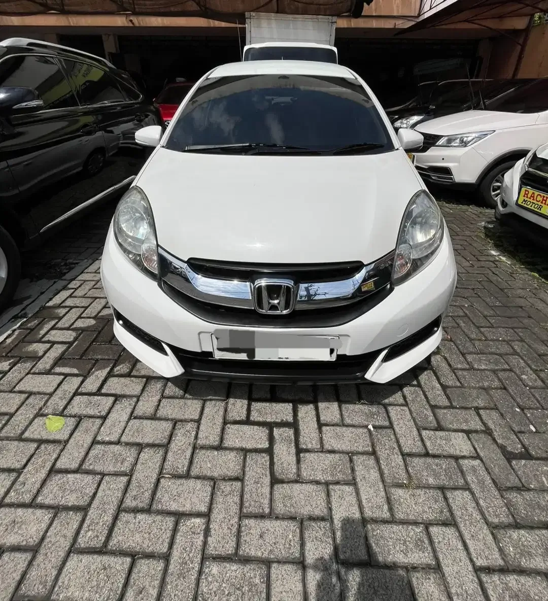 Honda Mobilio S 2016 Putih M/T 1.5cc - Image 1 of 7