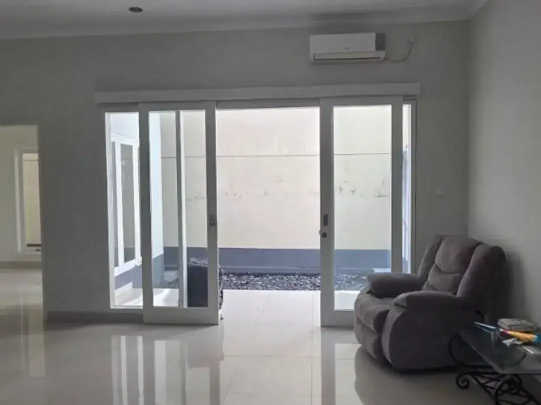 RUMAH LOKASI STRATEGIS DI PERUM KUTA PALACE RESIDENCE PEDUNGAN DENPASAR - Image 3 of 10