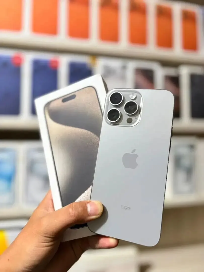 iPhone 15 Pro Max 256GB Ex iBox Resmi Like New Fullset Original - Image 1 of 4