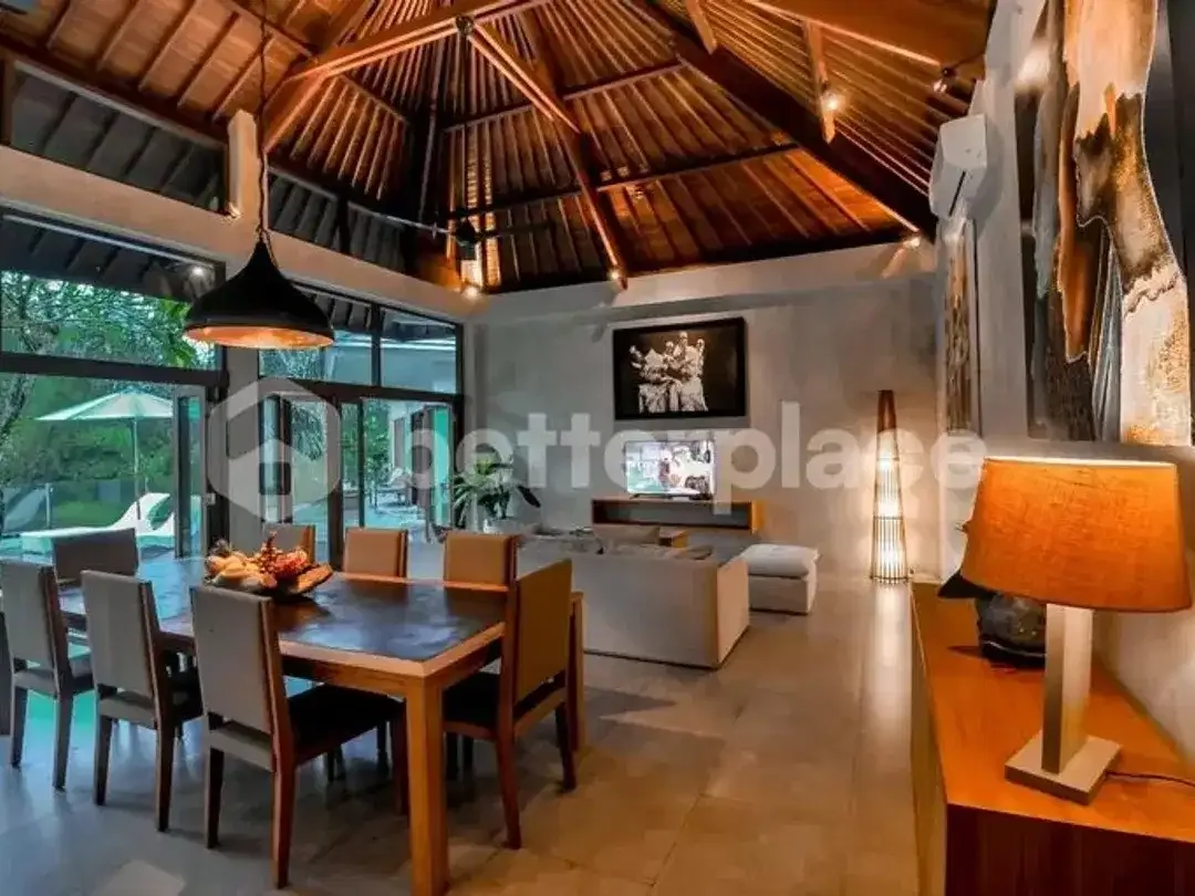 Wake to Birdsong and Running Water — Beautifully Appointed 3-Bed Villa in Tabanan's Emerald Countryside, Ready to Occupy - Image 3 of 10