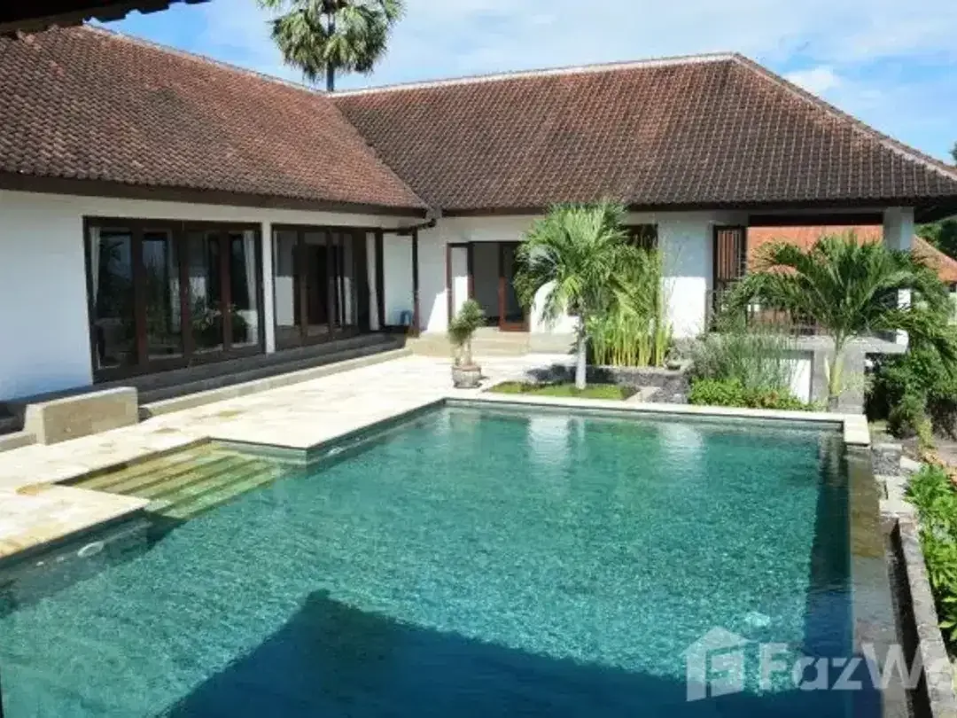 4 Bedroom Villa for sale in Tejakula, Bali - Image 1 of 10