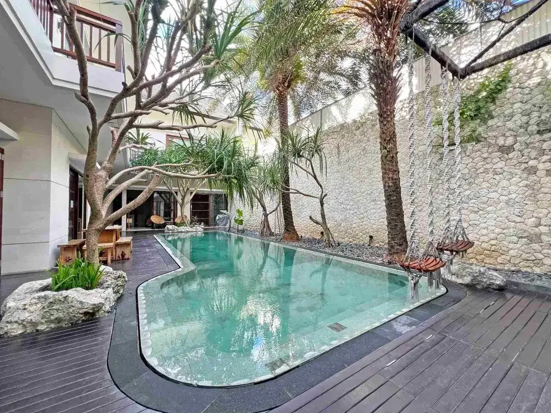 DIJUAL / FREEHOLD : Luxury Villas 6 Bed, Jl. Tegal Cupek, Bumbak, Umalas, Badung Bali - Image 4 of 10