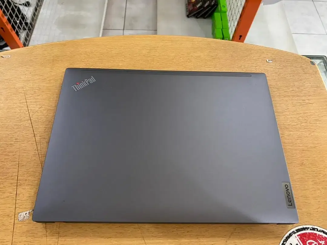 Lenovo ThinkPad T14 G3 Ryzen 7 PRO 6850U Ram 16GB SSD 512GB Touchscren - Image 8 of 10