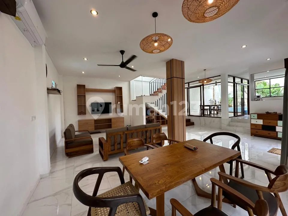 Villa For Sale 2 Bedroom In Cemagi - Image 1 of 4