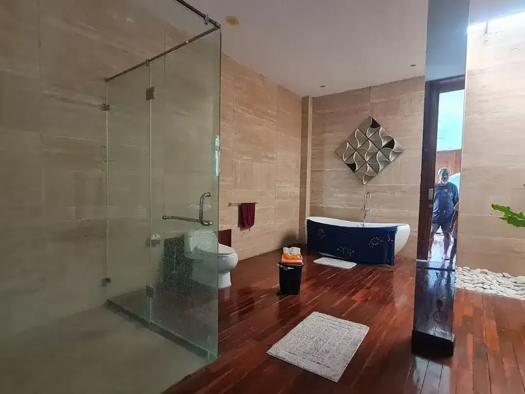 Villa Modern Eksklusif Dijual, di Sanur, Denpasar Selatan Area - Image 6 of 10