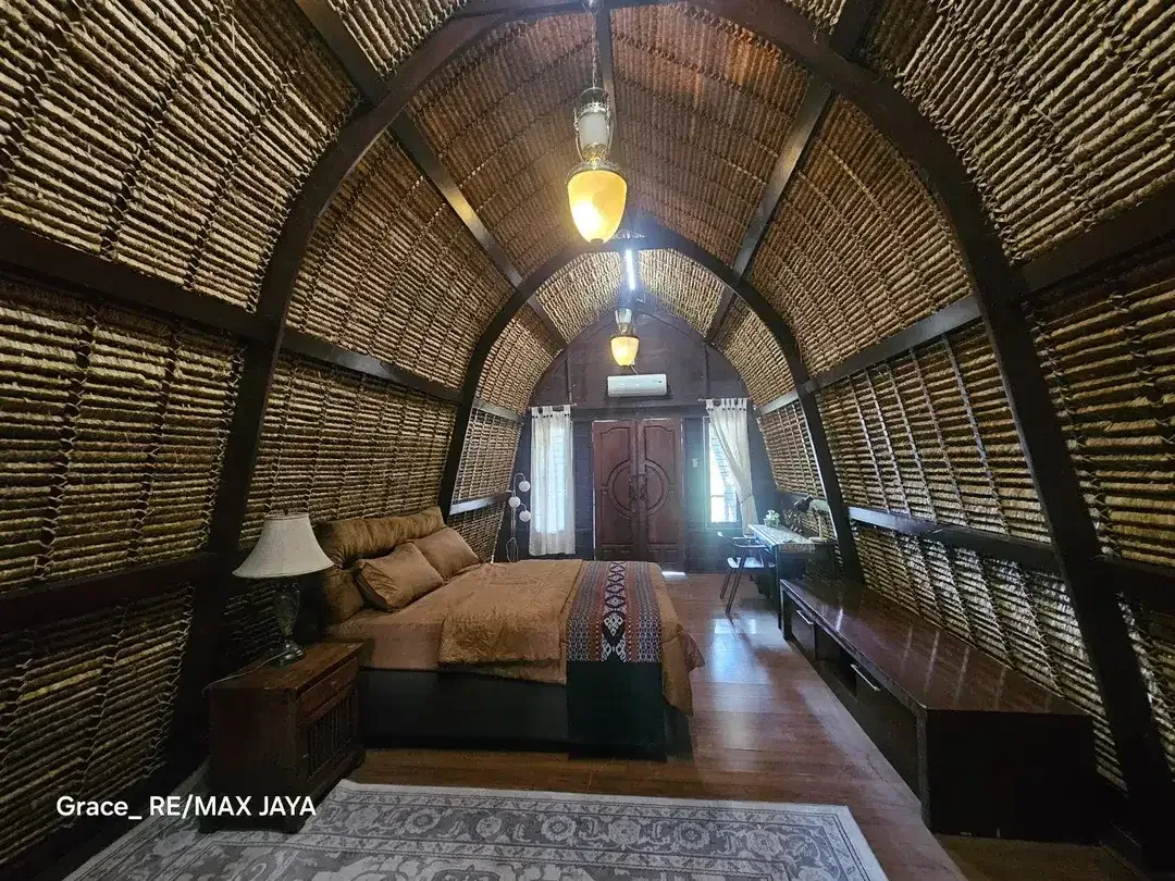 Villa dengan Desain Unik Arsitektur Nusantara Dijual di Balangan - Image 4 of 10
