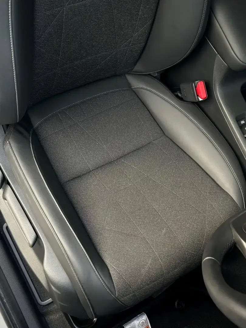All New HR-V 1.5 SE Last Edition Panoramic 2025 Asli Bali ODO 2000 - Image 10 of 10