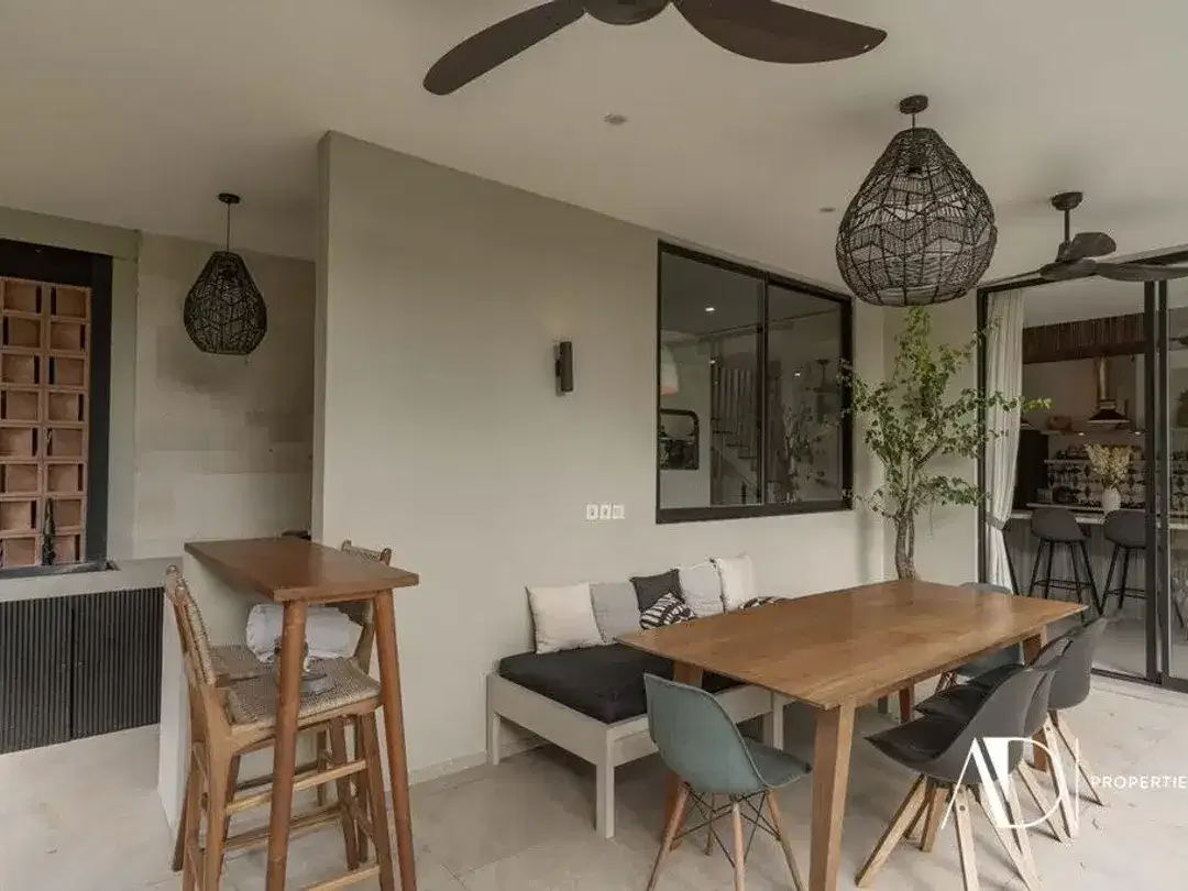 LEASEHOLD | 5-BEDROOM FAMILY VILLA WITH RICE FIELD VIEWS IN BERAWA - Image 7 of 10