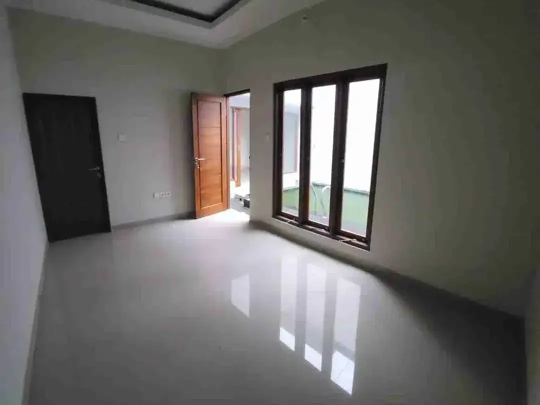 Rumah Baru Isi Pool di Kesiman Dekat Gatsu Timur Tohpati Padanggalak Sanur - Image 5 of 10