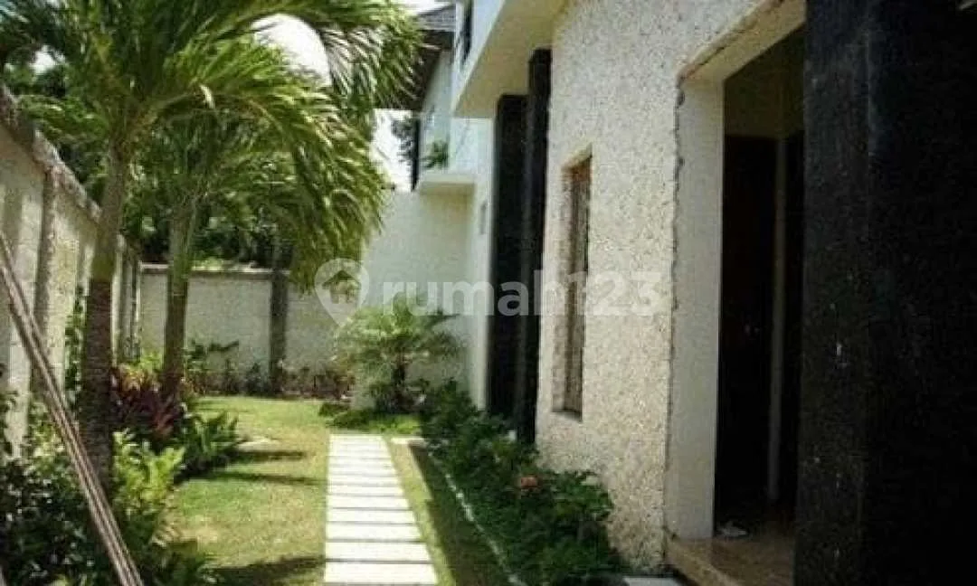 Villa Murah dan Luas Siap Huni 10 Menit ke Pantai - Image 3 of 4