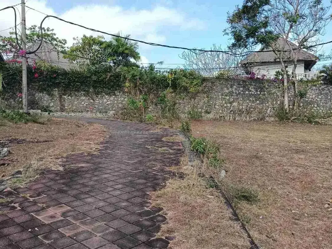 Pink Zone Land for Leasehold in Pandawa beach Bali - Image 1 of 3