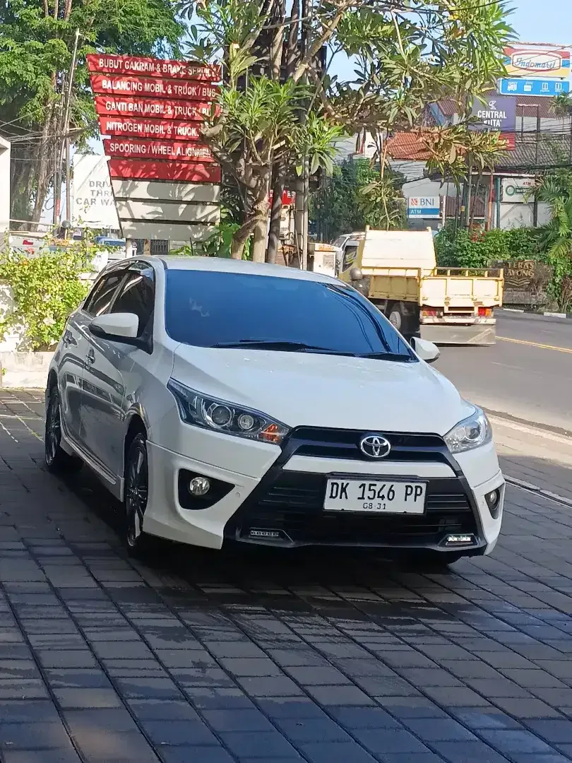 YARIS TRD Sportivo Manual Low km pajak baru siap pakai - Image 1 of 10