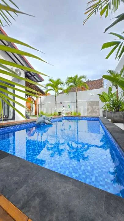 Villa 3Br Kerobokan Kolam Renang Wifi Murah 6 Menit Slk Scholl - Image 1 of 4