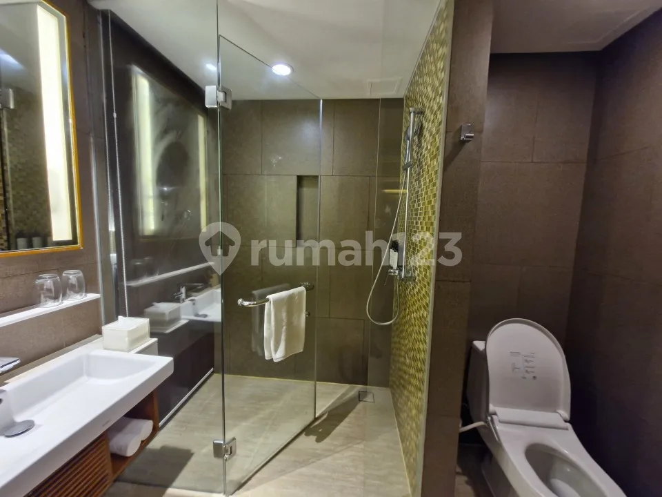 Full Furnished, Apartemen, Strata Dekat Pantai Kuta - Image 4 of 4