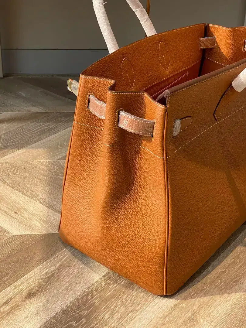 NEW LIMITED EDITION HERMES BIRKIN 50 - Image 5 of 9